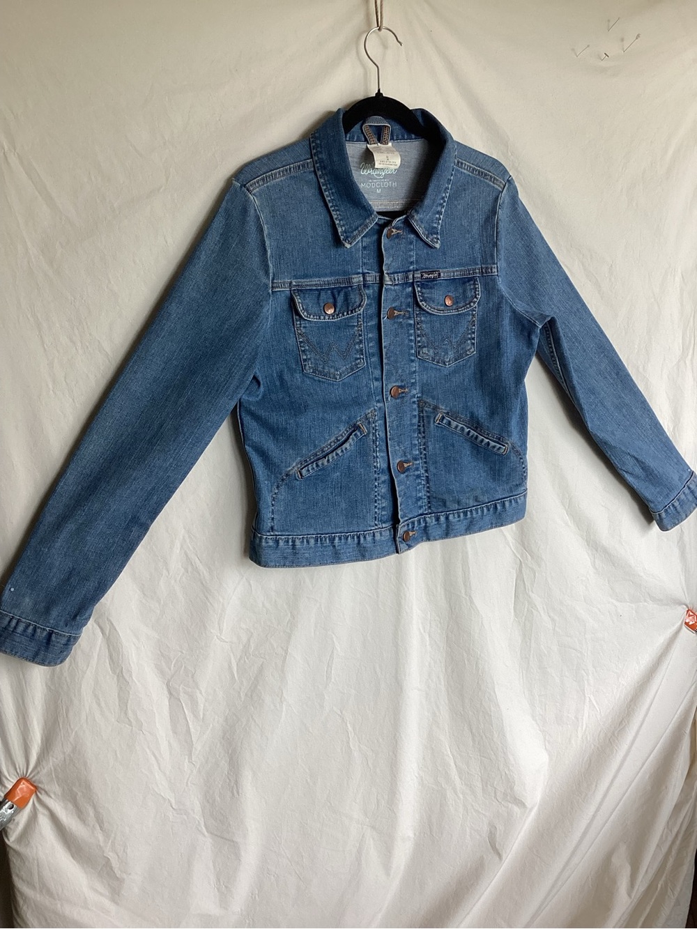 Wrangler women’s denim jean jacket mod cloth size medium